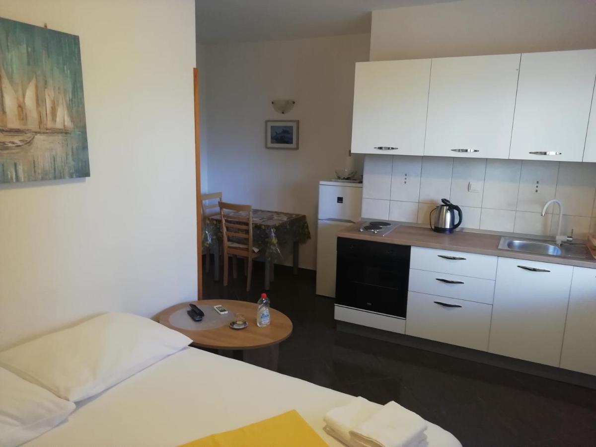 Apartments By The Sea Cove Saplunara, Mljet - 4896 Maranovići エクステリア 写真