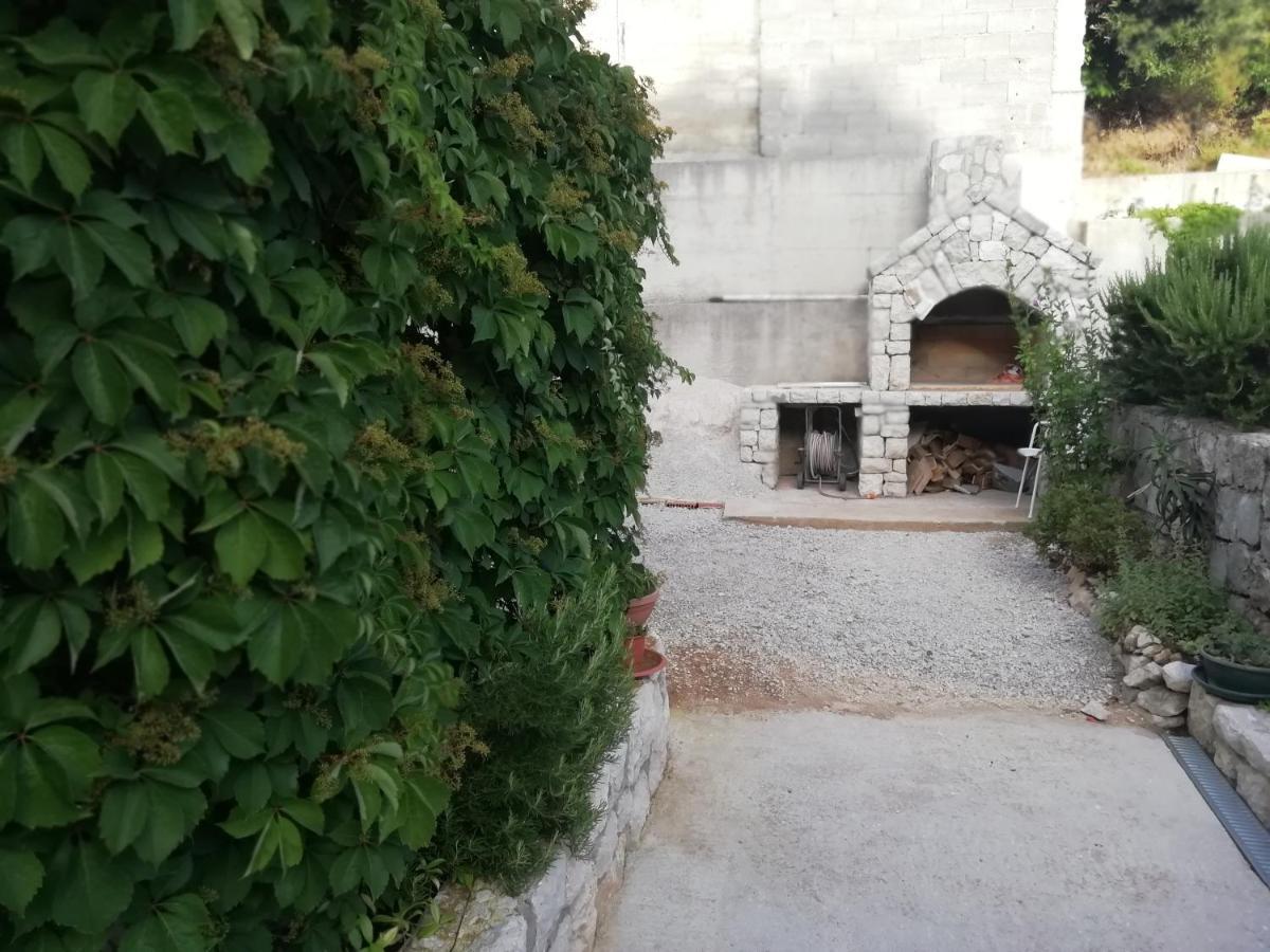 Apartments By The Sea Cove Saplunara, Mljet - 4896 Maranovići エクステリア 写真