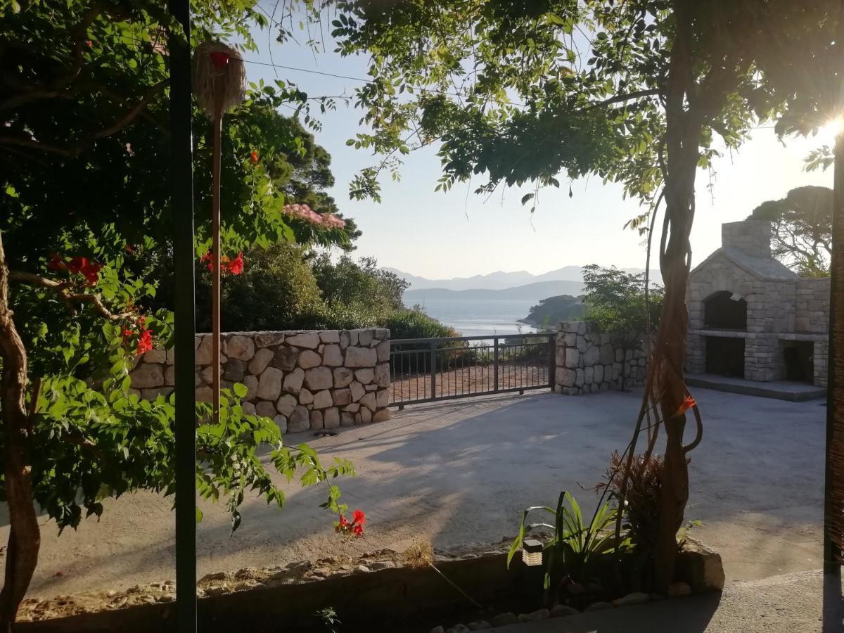 Apartments By The Sea Cove Saplunara, Mljet - 4896 Maranovići エクステリア 写真